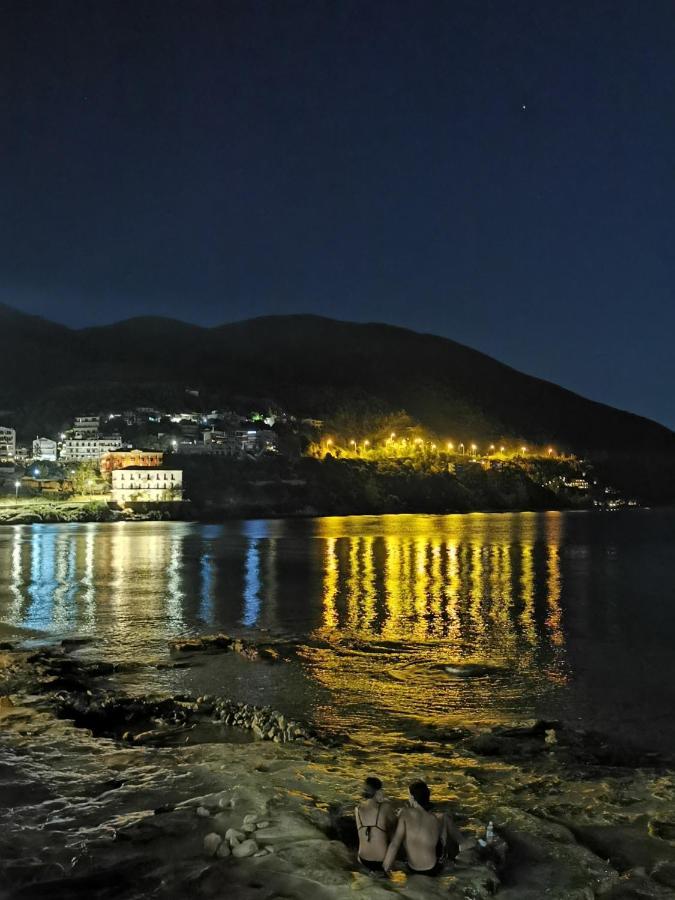 Hotel Rania Loutra Edipsou  Exterior photo